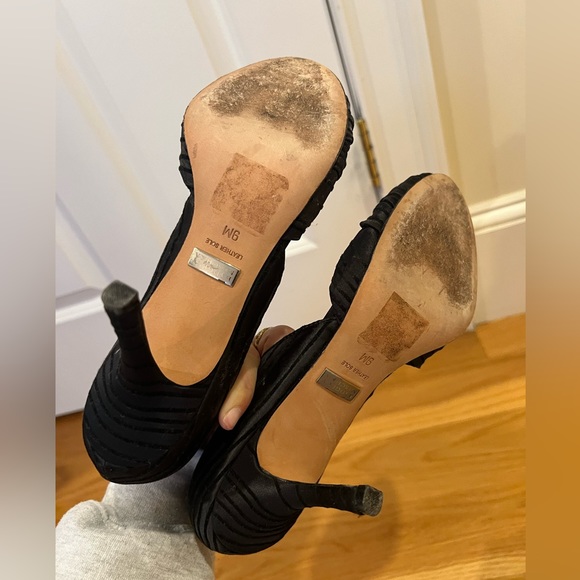 Gorgeous badgley Mischka heels - Picture 4 of 4